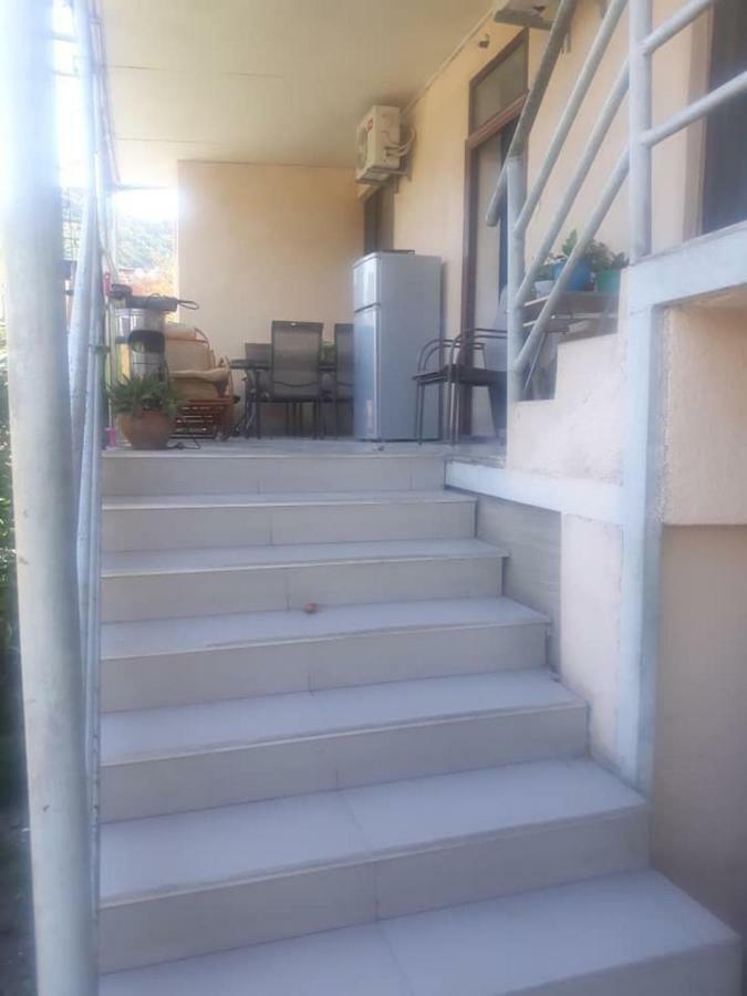 Guest House Sveti Mtsʼkhetʼa Exterior foto