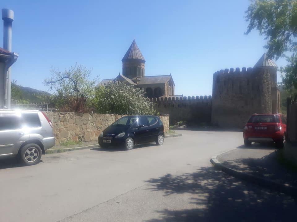 Guest House Sveti Mtsʼkhetʼa Exterior foto